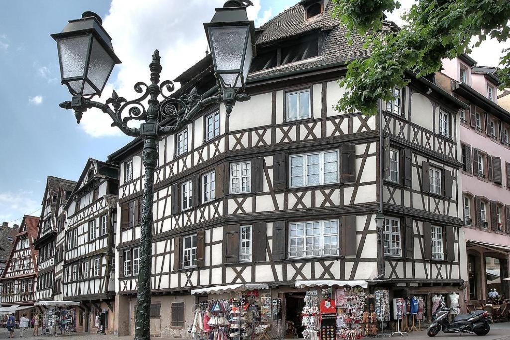 Au Coeur De La Petite France Lägenhet Strasbourg Exteriör bild